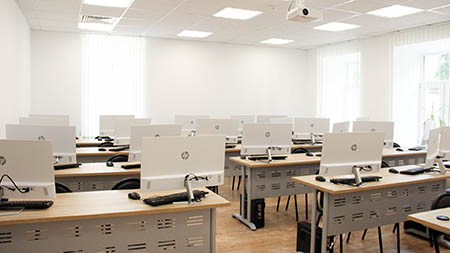 обучение на курсе Работа с программой 1С: Управление торговлей 8.3